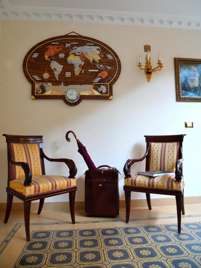 Regal House Roma Capucci 6 Hotel Exterior photo